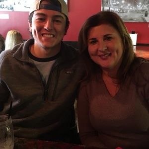 Meet your Posher, Daniela